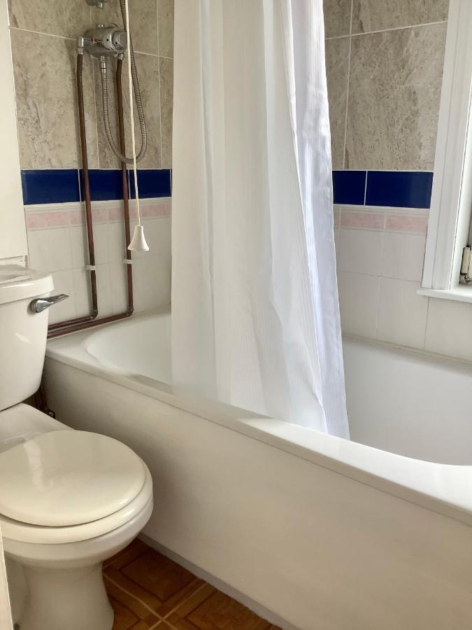 Second Floor Apartment Tenby Town Centre エクステリア 写真
